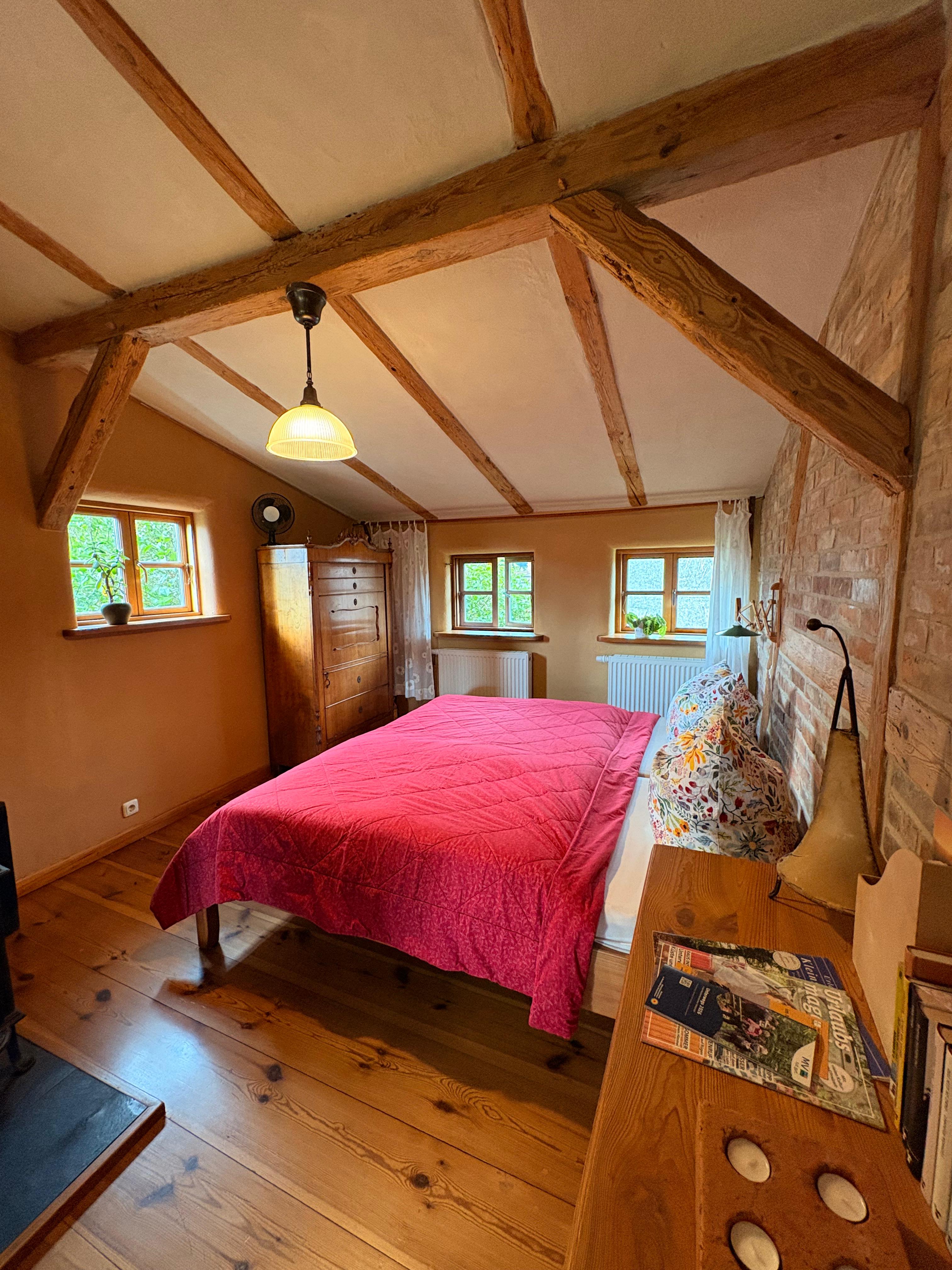 Schlafbereich mit Bett